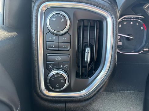 Used 2019 GMC Sierra 1500 SLE w/ SLE Value Package image 38