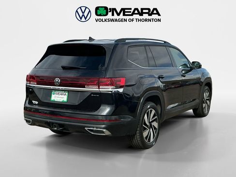 Used 2025 Volkswagen Atlas SE AWD/4WD image 5