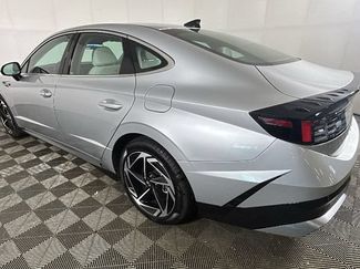 Certified 2026 Hyundai Sonata SEL AWD/4WD video 4
