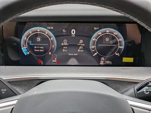 New 2026 Volkswagen Tiguan S FWD image 32