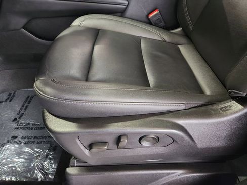 Used 2025 Chevrolet Tahoe Z71 AWD/4WD image 25