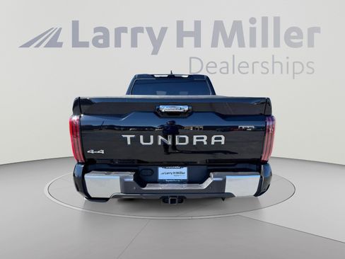 Used 2024 Toyota Tundra Capstone AWD/4WD image 4