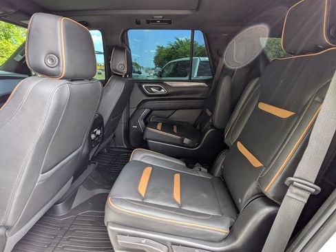 Used 2023 GMC Yukon AT4 AWD/4WD image 16