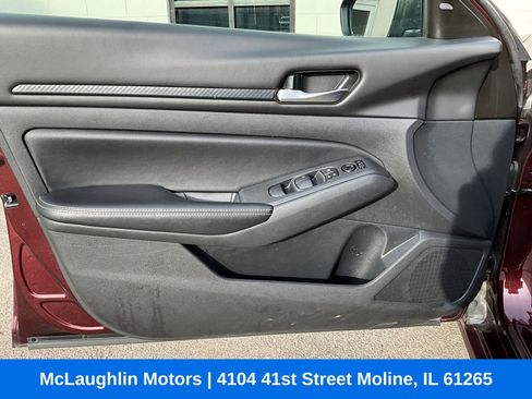 Used 2024 Nissan Altima 2.5 SV image 24