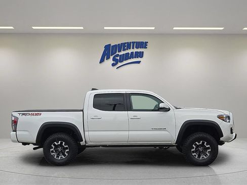 Used 2022 Toyota Tacoma TRD Off-Road w/ Technology Package AWD/4WD image 7