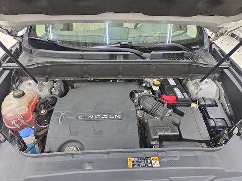 Used 2017 Lincoln MKX Reserve w/ Lincoln MKX Climate Package AWD/4WD image 37