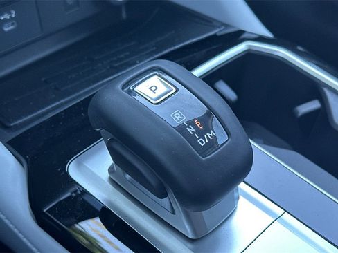 New 2025 Mitsubishi Outlander SE image 22