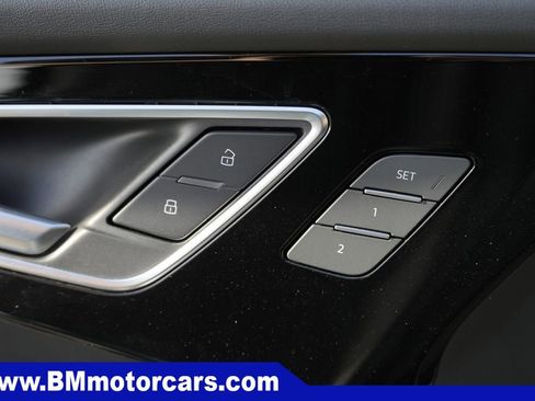 Used 2024 Audi Q4 e-tron Premium Plus w/ Premium Plus AWD/4WD image 23