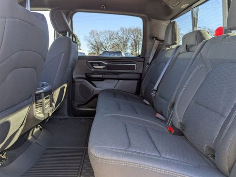 New 2026 RAM 1500 4x4 Crew Cab image 15