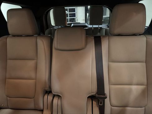 Used 2014 Ford Explorer XLT w/ Equipment Group 202A image 13