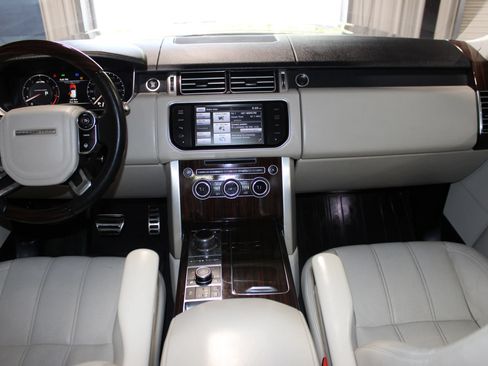 Used 2014 Land Rover Range Rover Supercharged AWD/4WD image 15