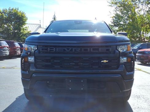 Used 2022 Chevrolet Silverado 1500 Custom w/ LPO, Dark Essentials Package image 8
