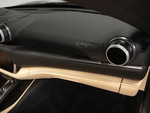 Used 2020 Ferrari Portofino image 51