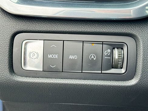 Used 2024 GMC Acadia Denali w/ Super Cruise Package AWD/4WD image 10