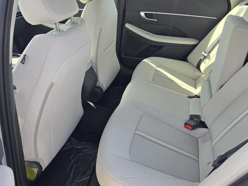 New 2026 Hyundai Sonata SEL FWD image 6