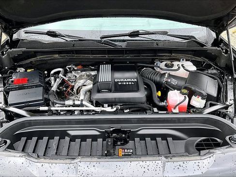 Used 2025 GMC Sierra 1500 Elevation w/ X31 Off-Road Package AWD/4WD image 10