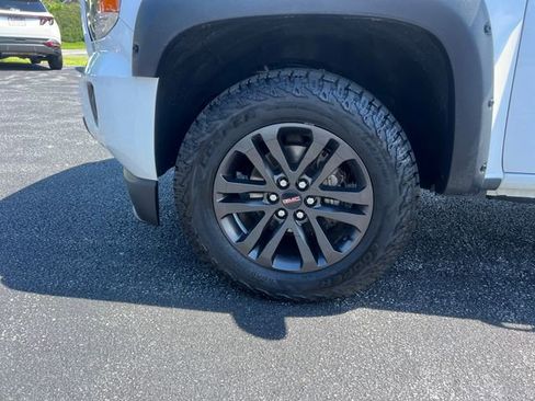 Used 2019 GMC Canyon SLE w/ Elevation Edition RWD image 27