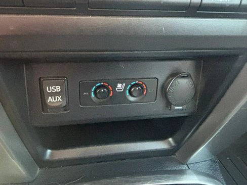 Used 2019 Toyota 4Runner Limited AWD/4WD image 18