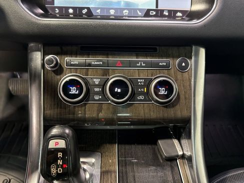 Used 2017 Land Rover Range Rover Sport HSE AWD/4WD image 20