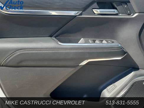 Used 2026 GMC Acadia Elevation w/ Elevation Premium Package FWD image 24