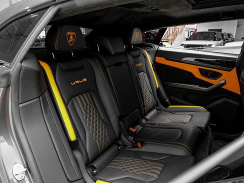 Used 2024 Lamborghini Urus S AWD/4WD image 42