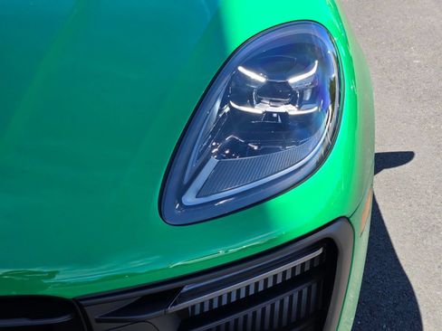 Certified 2026 Porsche Macan GTS AWD/4WD image 13