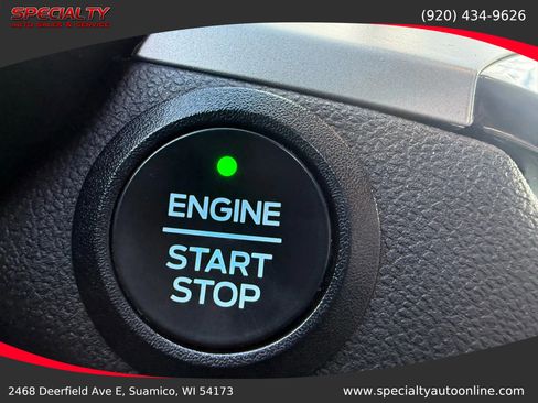 Used 2022 Ford Escape SE w/ Cold Weather Package image 19