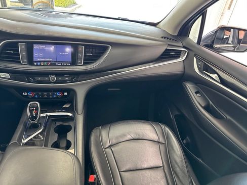 Used 2021 Buick Enclave Avenir w/ Avenir Technology Package AWD/4WD image 48