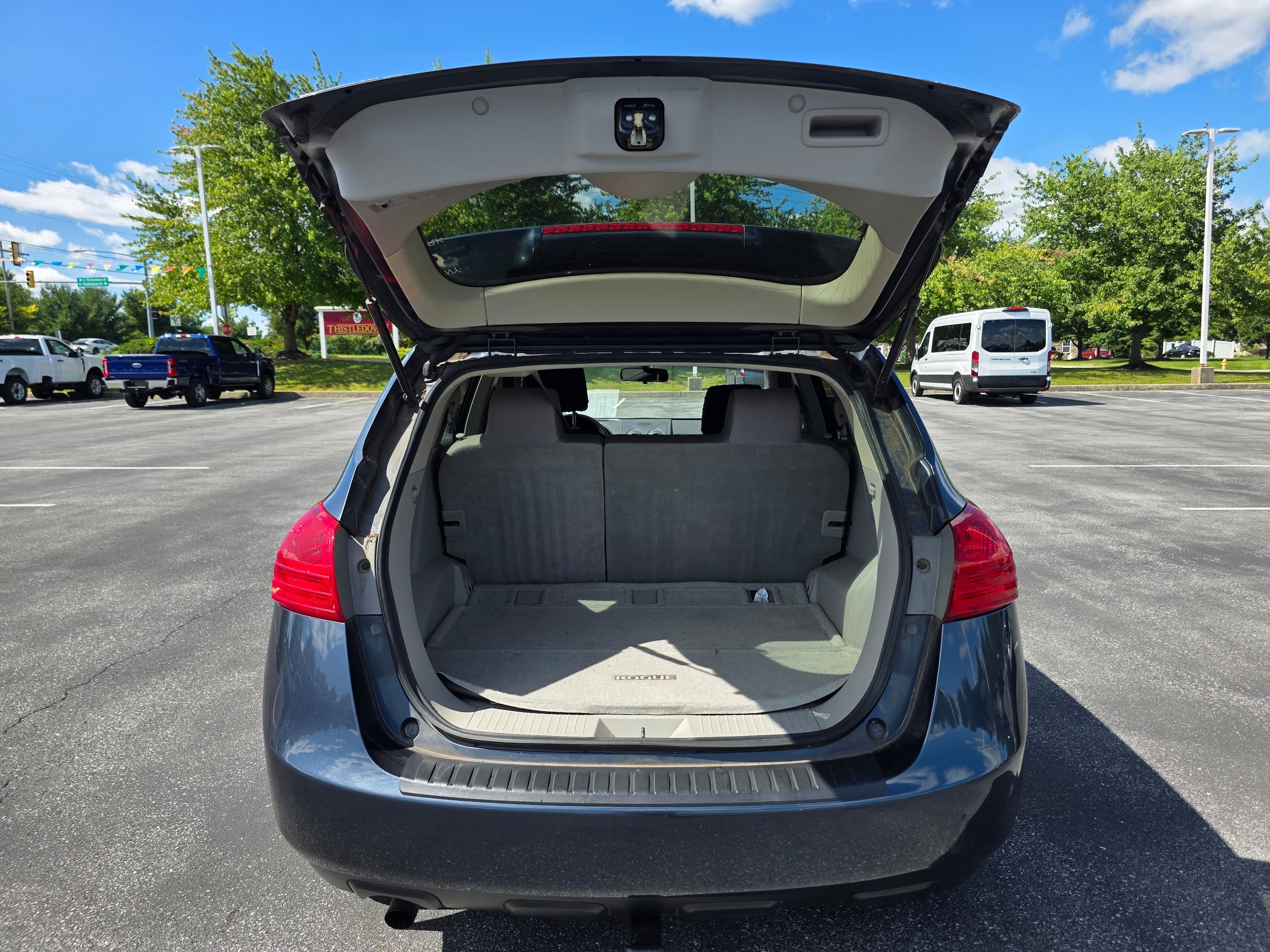 Used 2015 Nissan Rogue S w/ Convenience Package AWD/4WD image 9