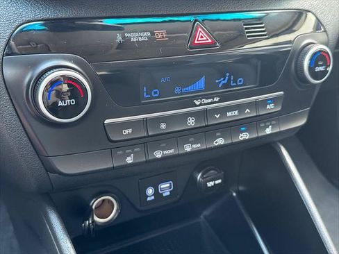 Used 2019 Hyundai Tucson SEL AWD/4WD image 16