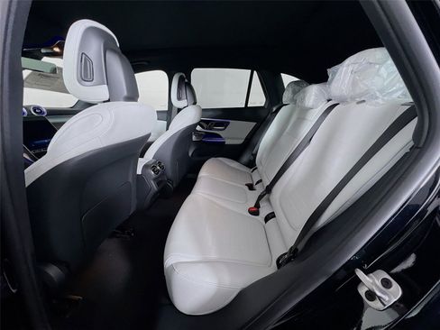 New 2026 Mercedes-Benz GLC 300 4MATIC image 21