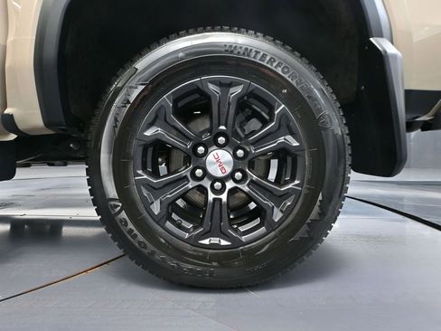 Used 2023 GMC Canyon Elevation w/ Elevation Premium Package AWD/4WD image 16