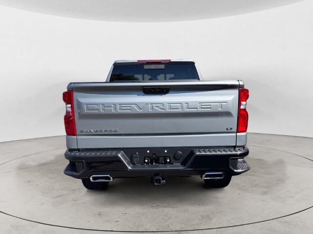 Used 2025 Chevrolet Silverado 1500 LT Trail Boss w/ Convenience Package II AWD/4WD image 4