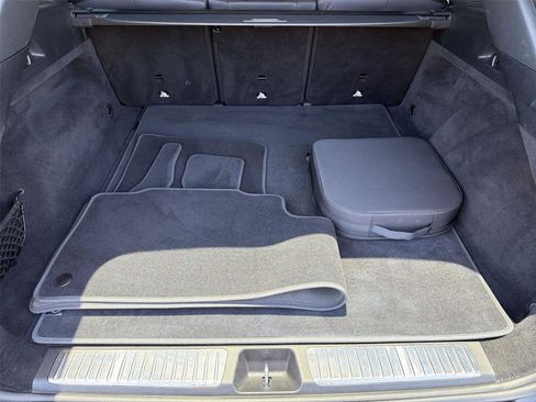 Used 2023 Mercedes-Benz EQS 450+ SUV w/ Exclusive Trim Package image 21