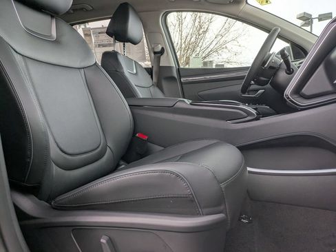 New 2024 Hyundai Tucson Limited AWD/4WD image 9