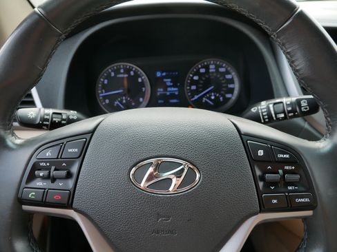 Used 2017 Hyundai Tucson Limited w/ Cargo Package AWD/4WD image 25