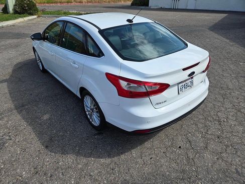 Used 2012 Ford Focus SEL image 13