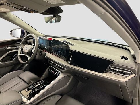 New 2025 Audi Q5 Premium Plus image 14