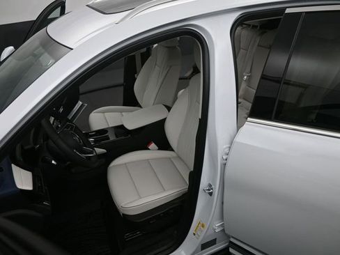 New 2026 Buick Envision Avenir image 11