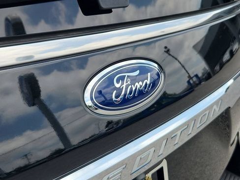 Certified 2018 Ford Expedition Limited AWD/4WD image 26