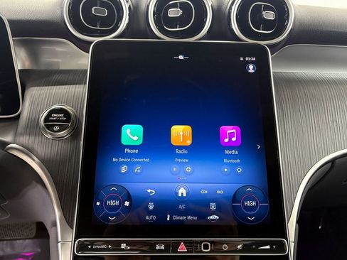 Certified 2025 Mercedes-Benz GLC 300 4MATIC image 17