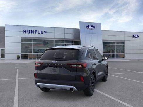 New 2025 Ford Escape SE image 8