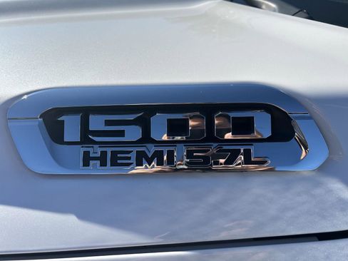 Used 2022 RAM 1500 Laramie image 30