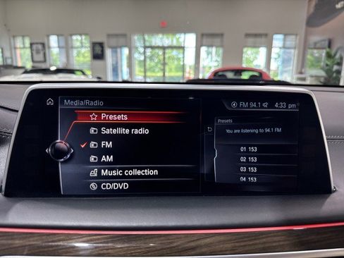 Used 2016 BMW 750i xDrive AWD/4WD image 30