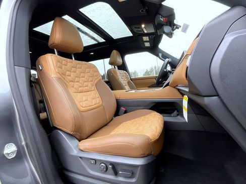 New 2026 Nissan Armada Platinum Reserve image 16