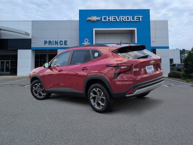 New 2026 Chevrolet Trax LT w/ Driver Confidence Package FWD image 11