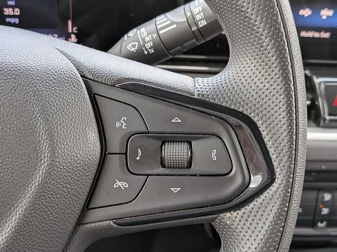 Certified 2025 Chevrolet TrailBlazer LT AWD/4WD image 43