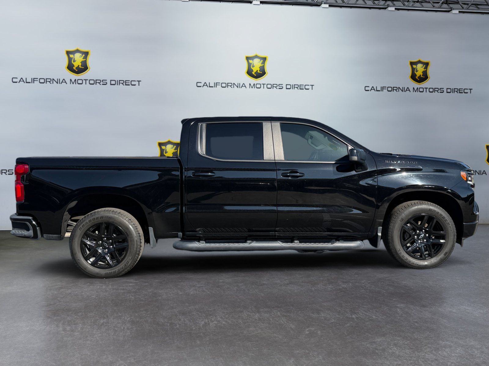 Used 2023 Chevrolet Silverado 1500 RST w/ Rally Edition RWD image 6