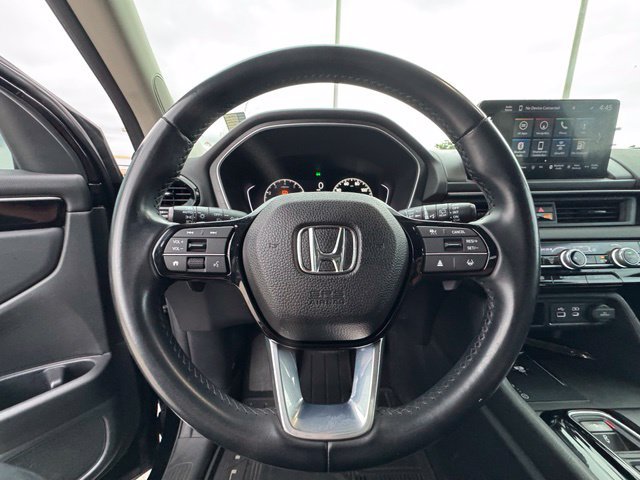 Used 2023 Honda Pilot Touring image 15
