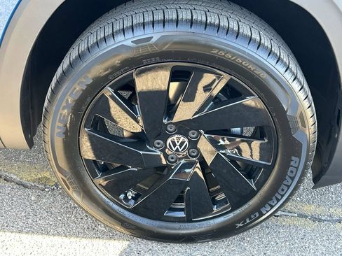New 2026 Volkswagen Atlas SE FWD image 6